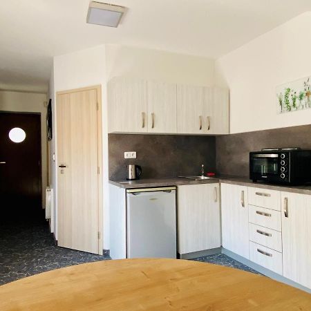 Hotel Mlynska Uherske Hradiste Bagian luar foto