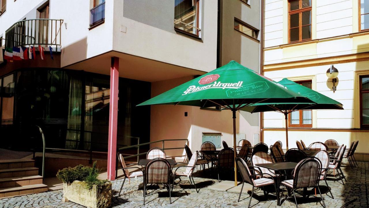 Hotel Mlynska Uherske Hradiste Bagian luar foto