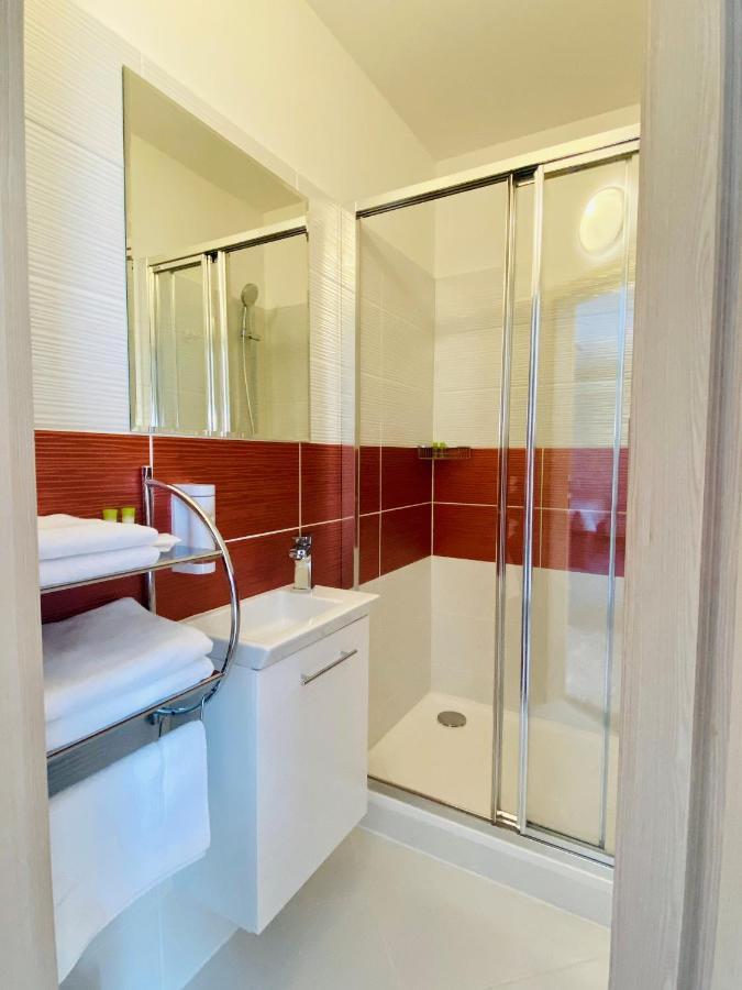 Hotel Mlynska Uherske Hradiste Bagian luar foto