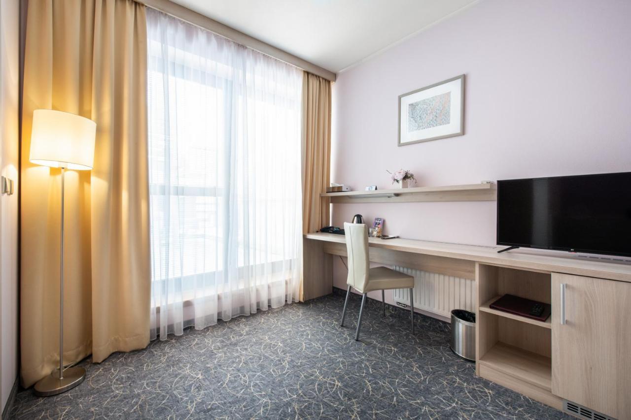 Hotel Mlynska Uherske Hradiste Bagian luar foto
