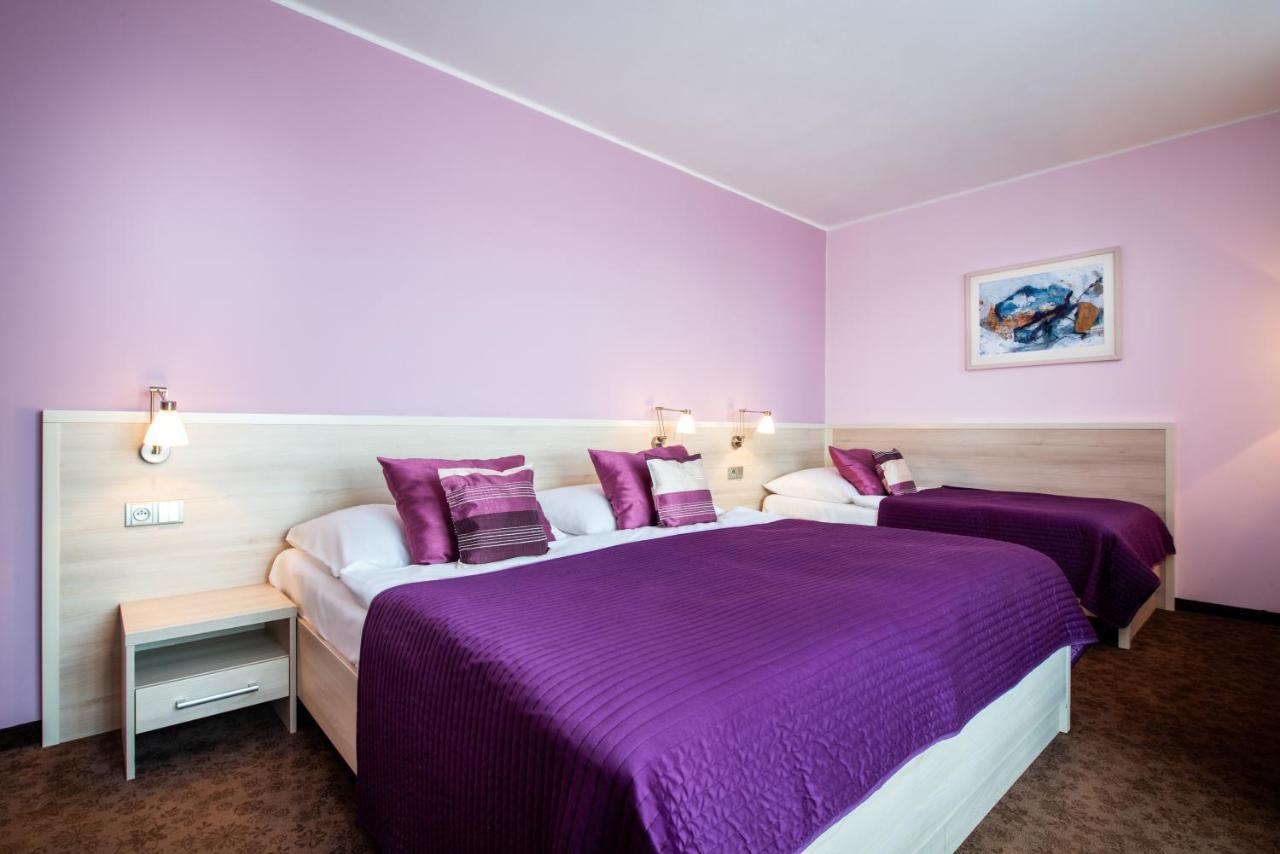 Hotel Mlynska Uherske Hradiste Bagian luar foto