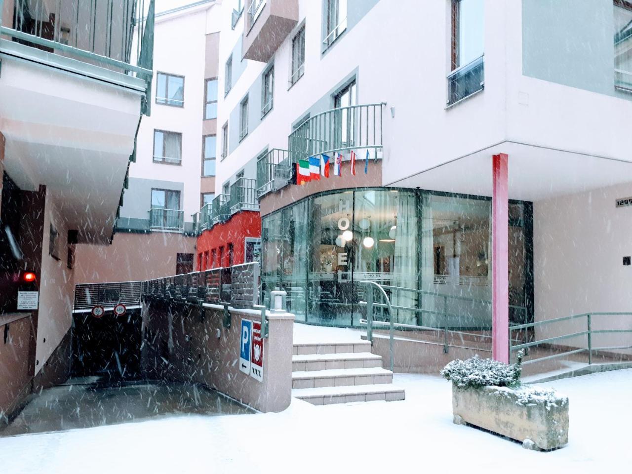 Hotel Mlynska Uherske Hradiste Bagian luar foto