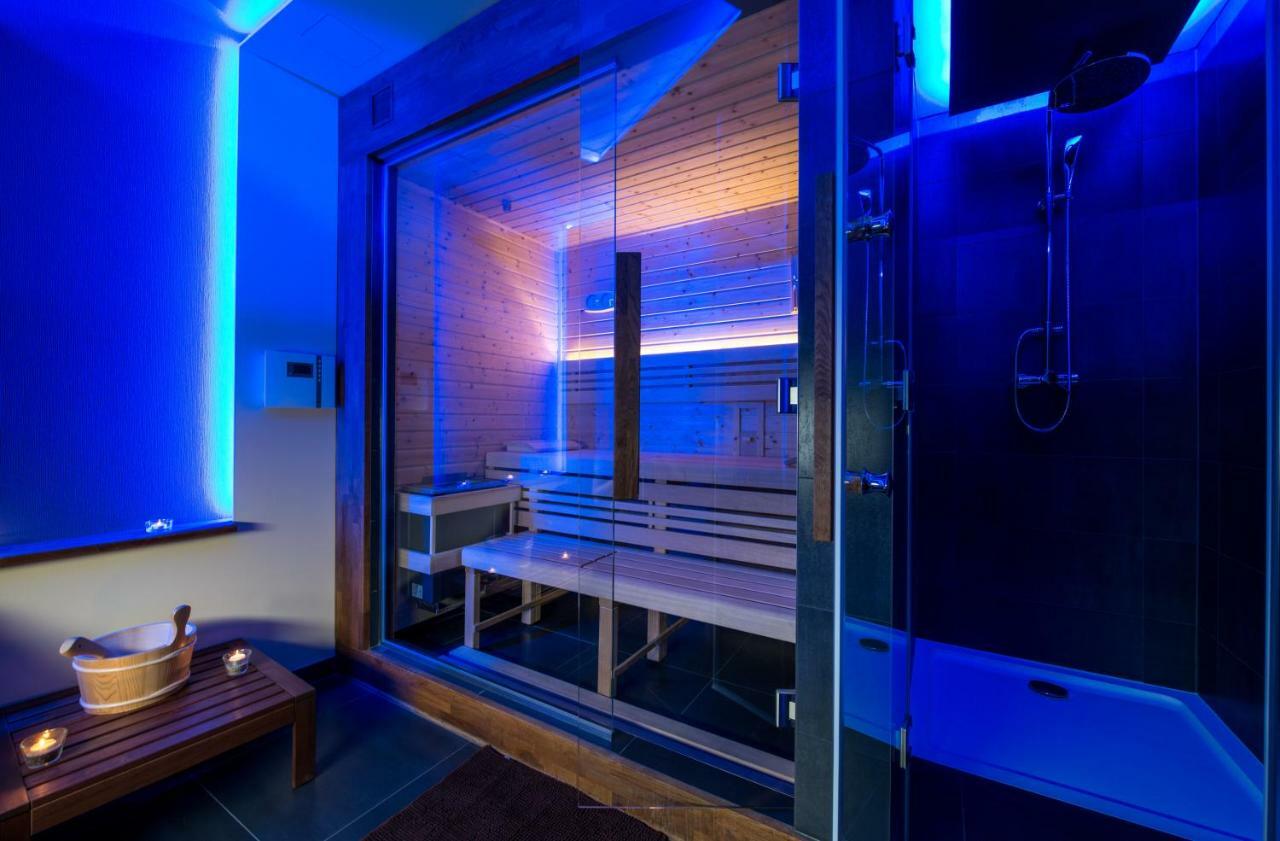 Hotel Mlynska Uherske Hradiste Bagian luar foto